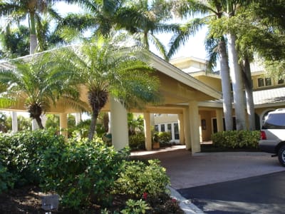 A019 Entrance to Tarpon Cove YC.JPG