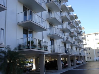 A086 NS of building.JPG