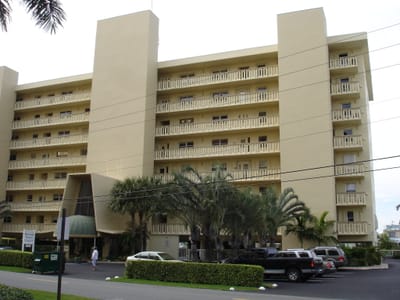 A093 Terri Guthries condo.JPG