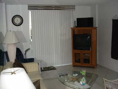A118 TV and sliding door.JPG