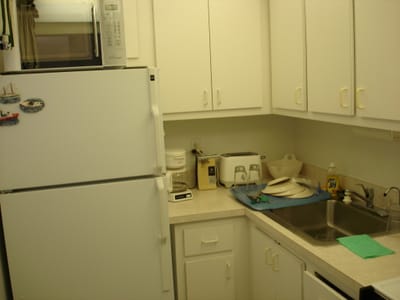 A120 Kitchen.JPG