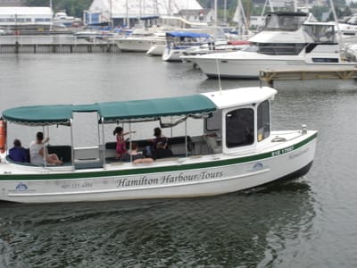 A040 Hamiltonian Tour Boat.JPG