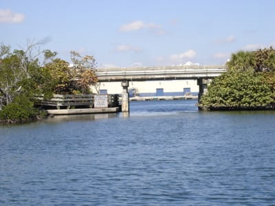 A125 Entrance.JPG