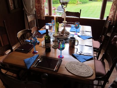 A030 Le Table.jpg