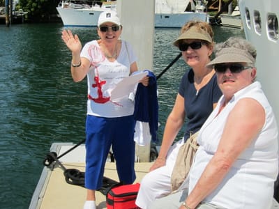 A051 Les trois filles.jpg