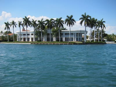 A052 White House 28 Mil.jpg