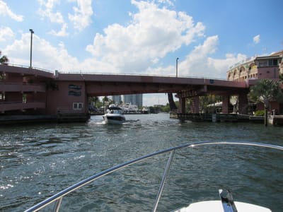 A066 Andrews St Bridge.jpg