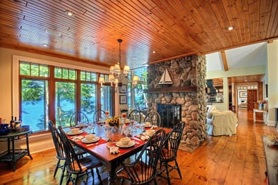 dinning room.jpg
