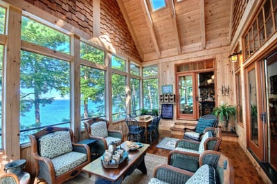 muskoka room.jpg