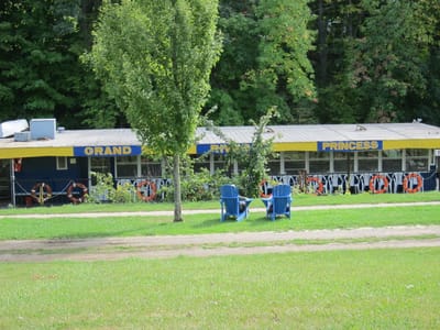 A030 Grand River Dinnner Cruises .JPG