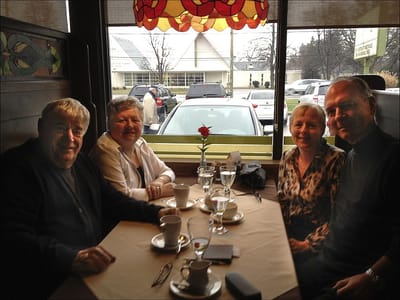 A056 Lunch with Davis Dec 2011.JPG