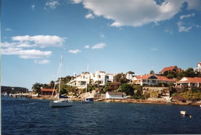 img028.jpg