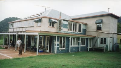 img050.jpg