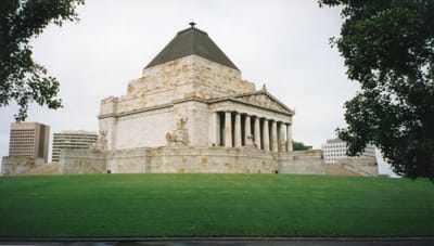 img172 War Memorial.jpg