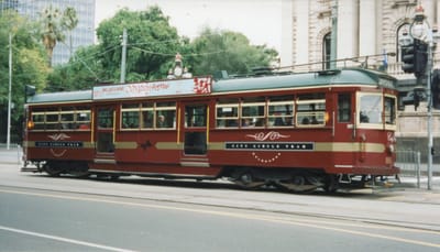 img181 Antique streetcar xmas dinner.jpg