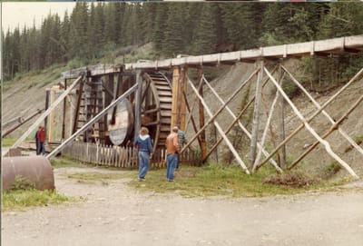 img066.jpg
