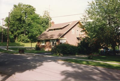 img038 Neighbours.jpg