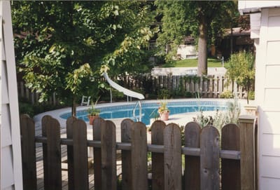 img060 Pool next door.jpg