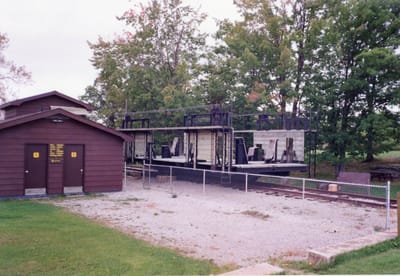 img049.jpg