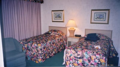 img032.jpg
