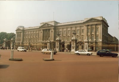 img037.jpg