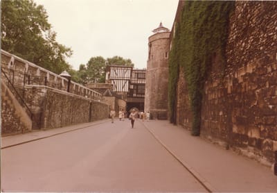 img055.jpg