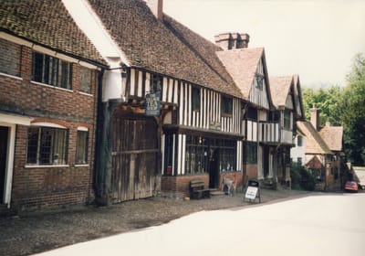 img033.jpg