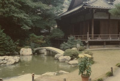 img074_3.jpg